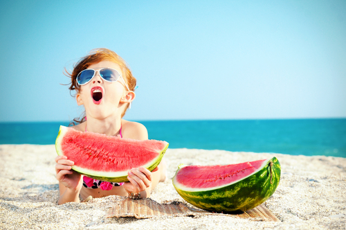 Nie je náhoda, že melón dozrieva v lete - je to jedna z najvhodnejších potravín na horúce letné dni.