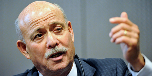 Jeremy Rifkin, odborník na dobady veľkochovov hovädzieho dobytka vo svete.