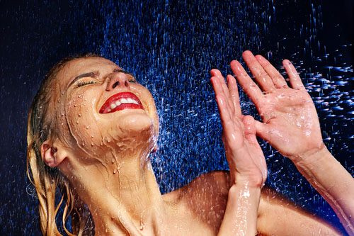 Studená sprcha a kúpeľ sú vynikajúce na regeneráciu po cvičení.