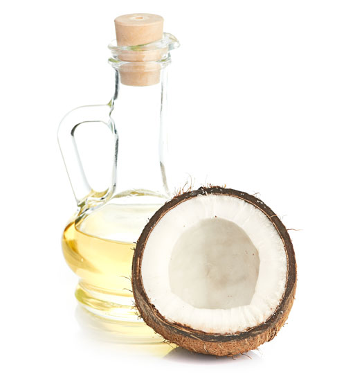 Kokosový olej sa získava z dužiny zrelého kokosu lisovaním za studena. 