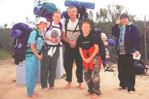 4. rok na surovej strave sa "raw" rodina Boutenko vydala na pešiu túru po USA.