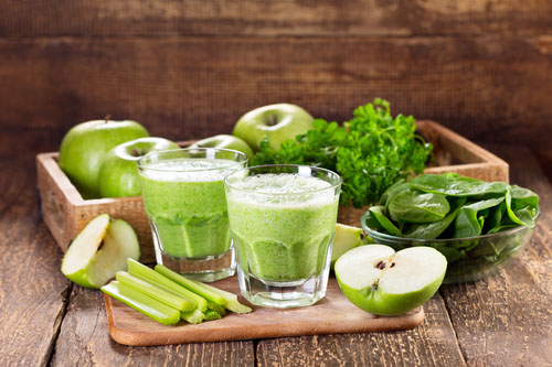 Victoria Boutenko odporúča: vypite denne aspoň 1 liter čerstvého zeleného smoothie.