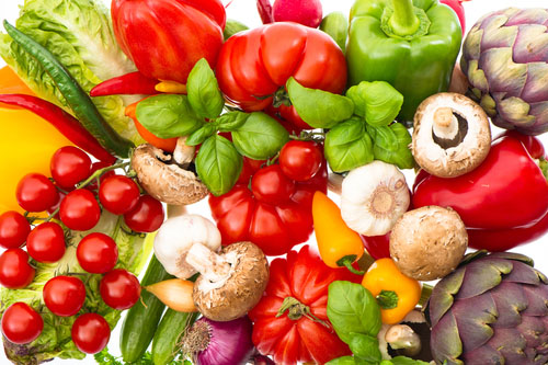 Najvhodnejším zdrojom bielkovín pre ľudí je surová zelenina, semienka a orechy. Surové bielkoviny sa vstrebú až dvakrát lepšie ako varené.