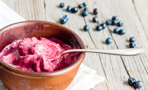 Vyrobte si domácu zmrzlinu a naplňuje ju antioxidantmi