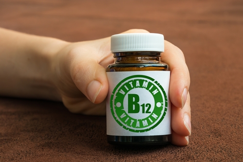 Znalosť o analógoch vitamínu B12 je obzvlášť dôležitá pri diskusii o vegánskych zdrojoch vitamínu B12. 