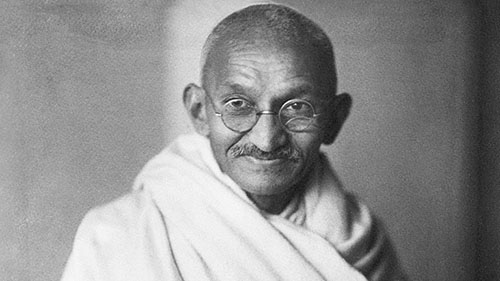 Gándhí sa celý život pokúšal zistiť, ako môže človek prežiť na rastlinnej strave.