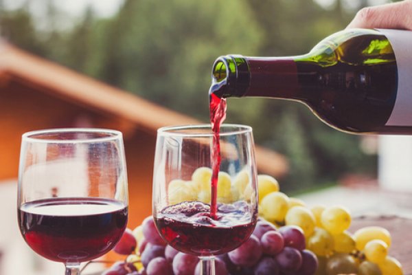 Je víno zdravé alebo škodlivé?